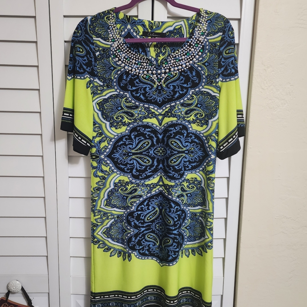 Beautiful Embellished Short Sleeve Dress Sz M